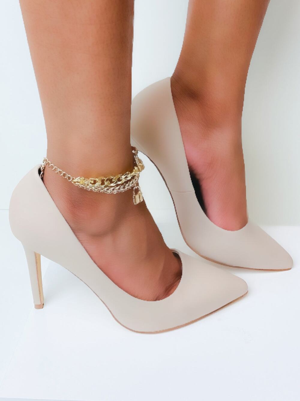 "Blake" Matte Nude Pumps